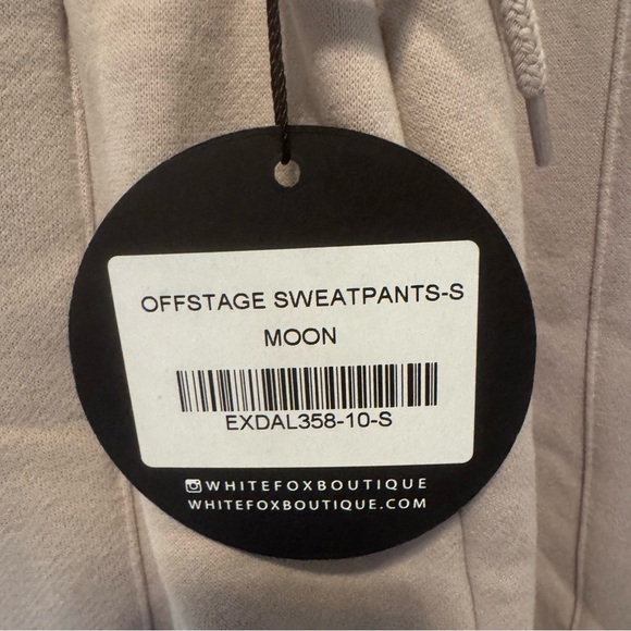 NWT White Fox Boutique Offstage Sweatpants in Moon - Picture 5 of 5